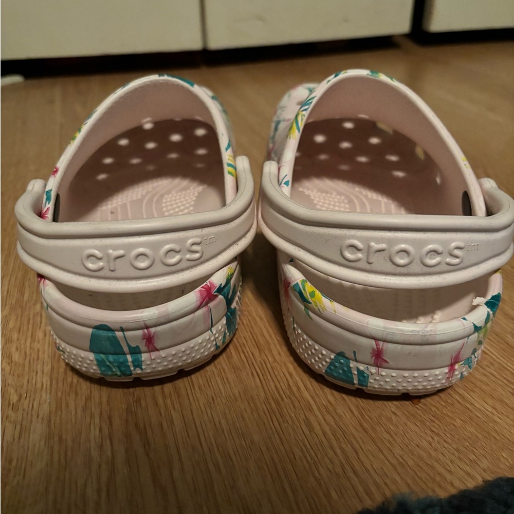 WOMENS TROPICAL CROCS 🌴☀️
